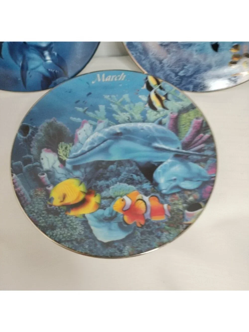 3 Collectors Dolphin Plates By Bradford Exchange Numberd 8 1/2